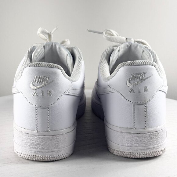Nike Air Force 1 White Men Size 8 Low Top Sneakers